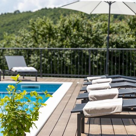 3 Luxury Bedroom Apartment Emma Синь Экстерьер фото