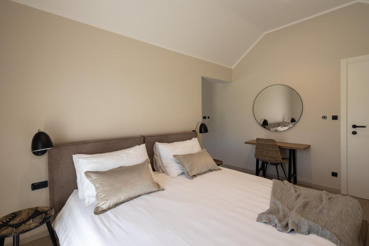 3 Luxury Bedroom Apartment Emma Синь Экстерьер фото