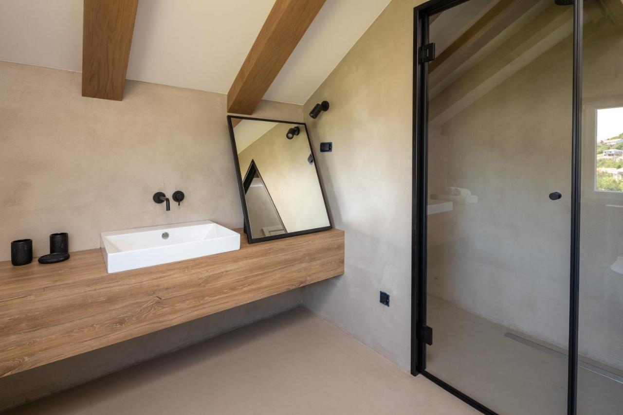 3 Luxury Bedroom Apartment Emma Синь Экстерьер фото