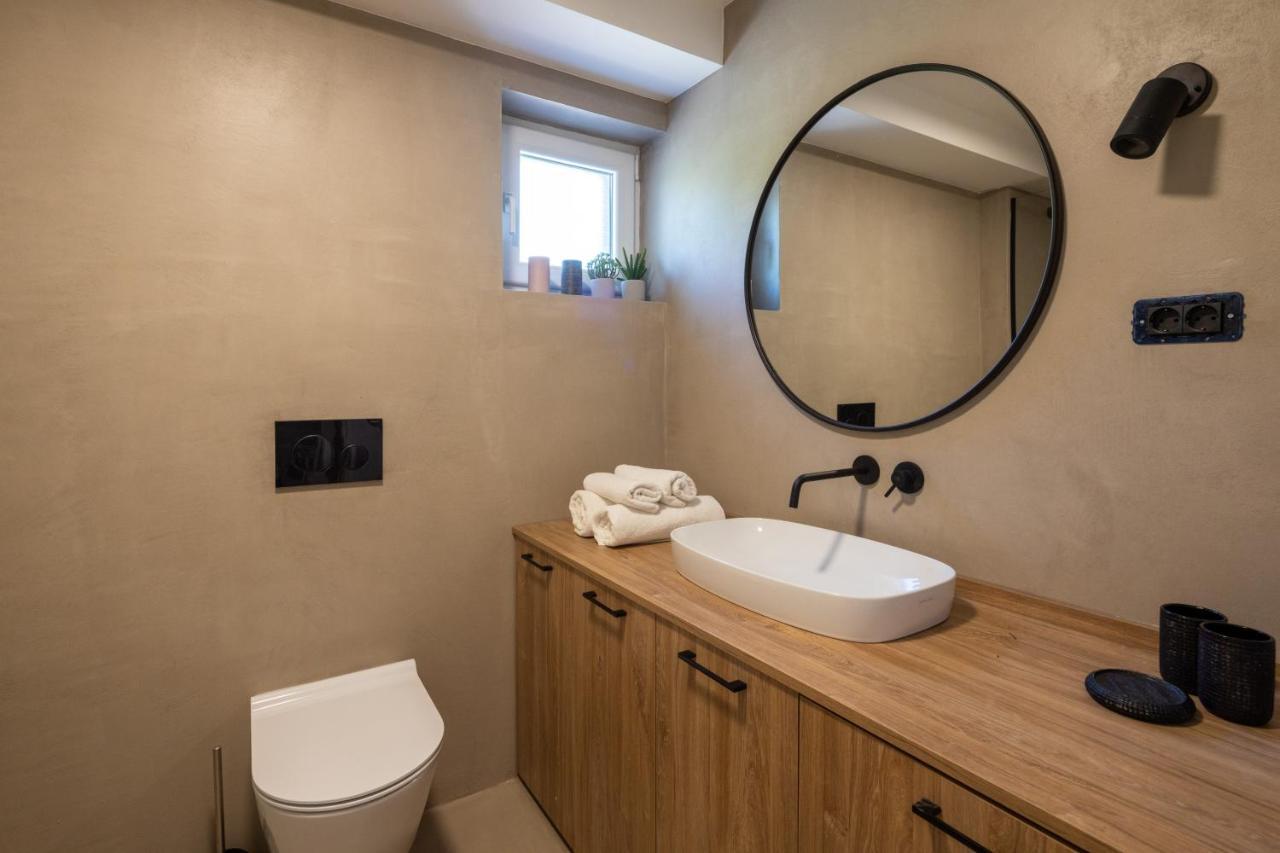 3 Luxury Bedroom Apartment Emma Синь Экстерьер фото